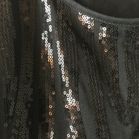 壟 Lane Bryant Holiday Black Sequin Sleeveless Top - Picture 3 of 4